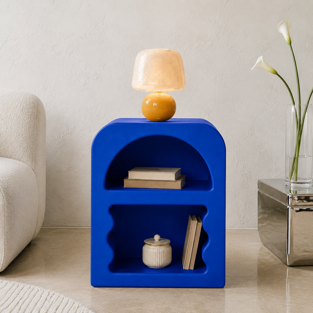 Table de Chevet ONDA – Design Sculptural et Couleur Personnalisable