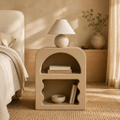 Table de Chevet ONDA – Design Sculptural et Couleur Personnalisable
