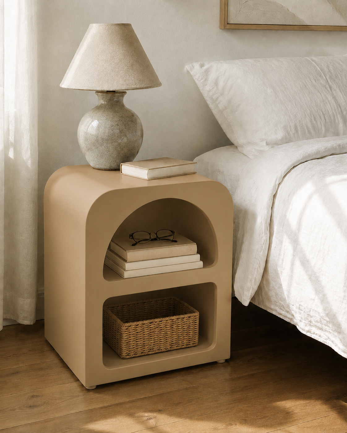 Table de chevet Naya – Design arrondi à deux niches